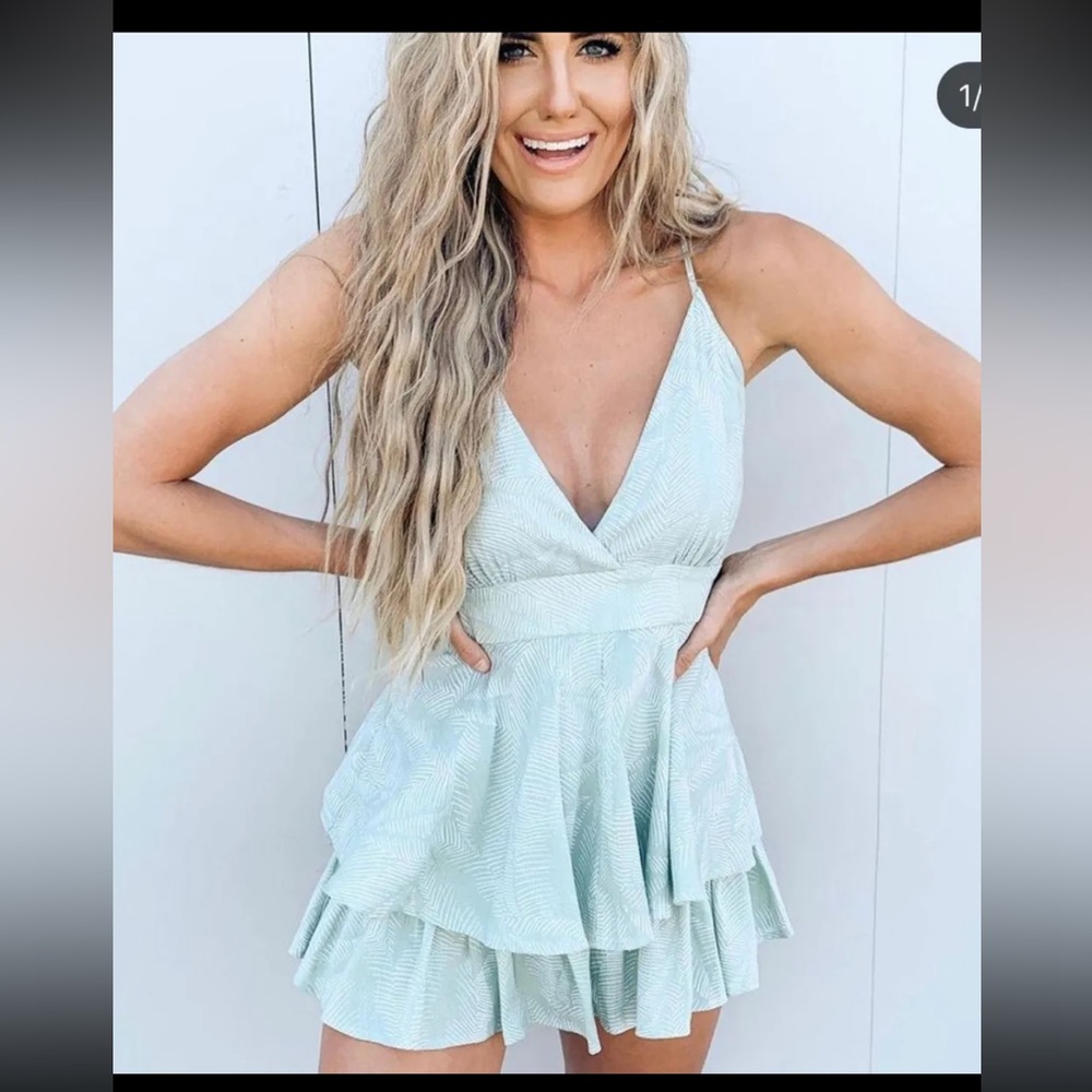 NWT tinker bell romper lizard thicket